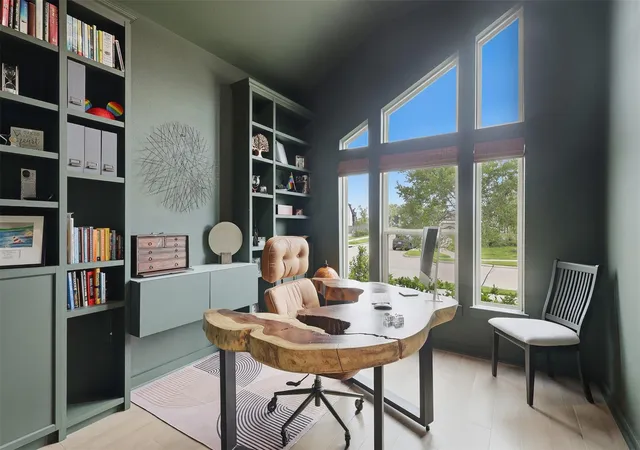 Photo 3 of Sale Pending at 10602 Hidden Rock Dr, Missouri City, TX 77459 | MLS# 56446034 | Listing updated on 2026-10-03
