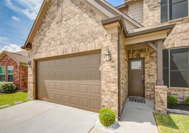 5th image of 22935 White Powder Dr, Spring, TX 77373 | MLS# 84343265