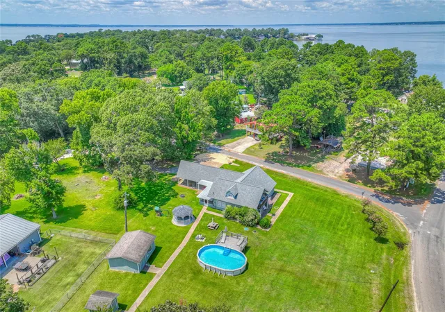4th image of 111 Sequoia Dr, Livingston, TX 77351 | MLS# 24414284