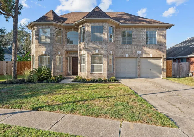 2nd image of 810 Flanners Ct, Spring, TX 77373 | MLS# 77772935