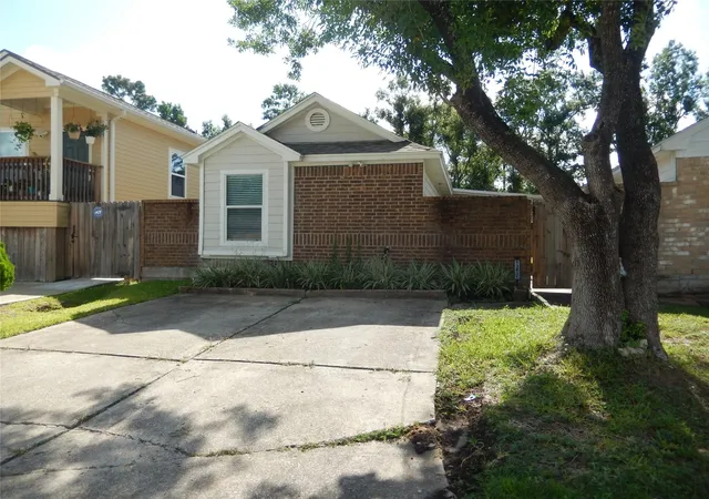 Photo 1 of Single family home for sale at 13831 Northlake Dr, Houston, TX 77049 | MLS# 57721135 | Listing updated on 2026-08-24