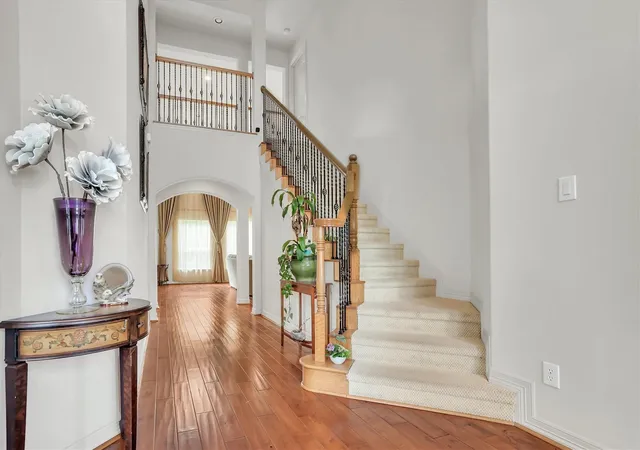 5th image of 2322 Vinemead Ct, Katy, TX 77450 | MLS# 85939399