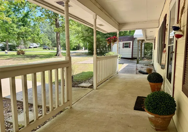 Photo 3 of Single family home for sale at 123 Sea Gull Dr, Livingston, TX 77351 | MLS# 45516307 | Listing updated on 2026-07-23
