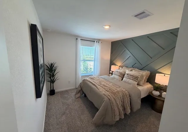 Photo 4 of Sale Pending at 5106 Greengrass Willow Way, Houston, TX 77048 | MLS# 74832833 | Listing updated on 2026-08-14