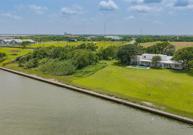 50th image of 1700 S Virginia, Port Lavaca, TX 77979 | MLS# 15101999