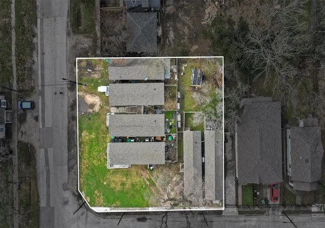 2nd image of 3706 Delano St, Houston, TX 77004 | MLS# 66987247