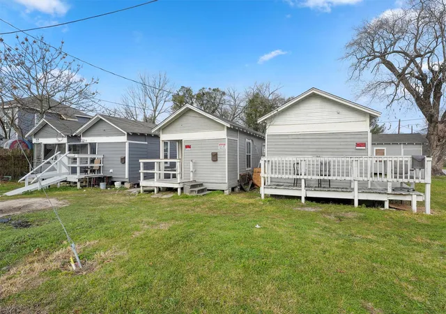 3rd image of 3706 Delano St, Houston, TX 77004 | MLS# 66987247