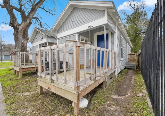 4th image of 3706 Delano St, Houston, TX 77004 | MLS# 66987247