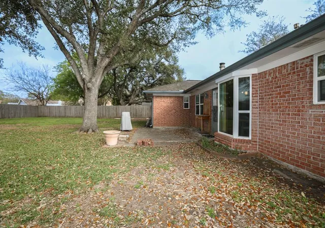 Homes for sale in Pearland, TX | 1809 Lazy Creek Ln, Pearland, TX 77581 | MLS# 9028892