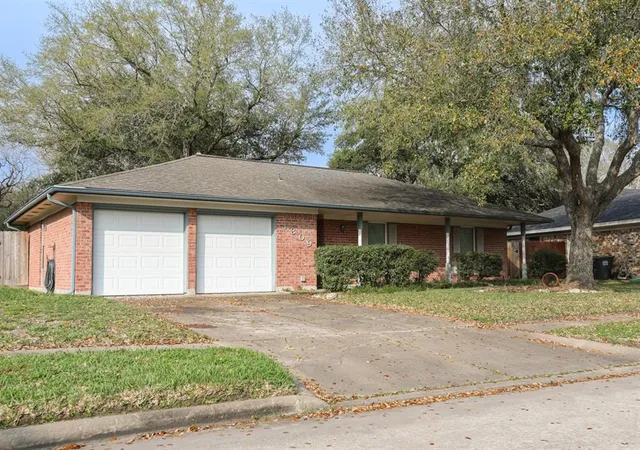 Homes for sale in Pearland, TX | 1809 Lazy Creek Ln, Pearland, TX 77581 | MLS# 9028892
