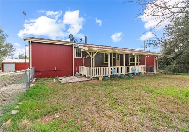 Photo 2 of Single family home for sale at 185 Trails End, Driftwood, TX 78620 | MLS# 63710450 | Listing updated on 2026-08-25