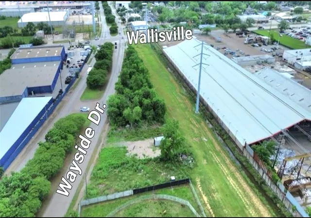 Photo 4 of Land for sale at 2919 N Wayside Dr, Houston, TX 77020 | MLS# 34766980 | Listing updated on 2026-04-13