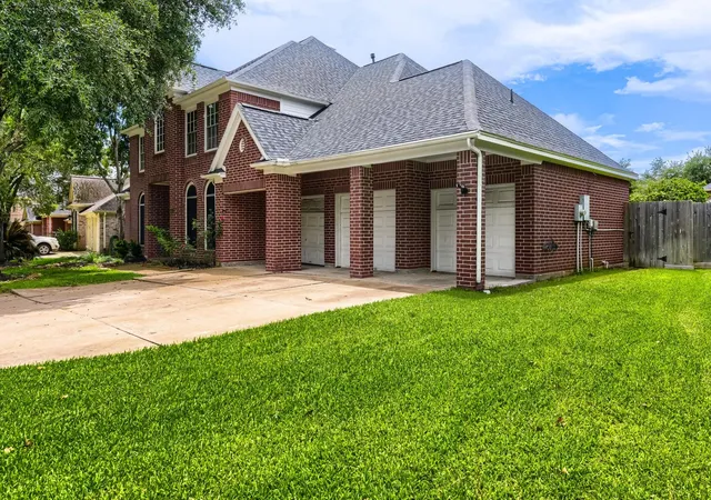 Photo 2 of Sale Pending at 4503 Toledo Bnd Dr, Richmond, TX 77406 | MLS# 21357677 | Listing updated on 2026-09-09