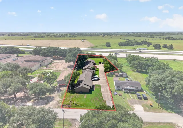 3rd image of 7523 Avenue J, Beasley, TX 77417 | MLS# 66918133