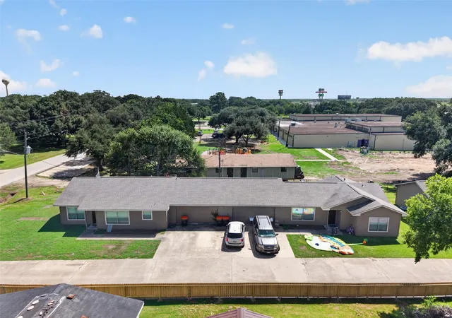 5th image of 7523 Avenue J, Beasley, TX 77417 | MLS# 66918133