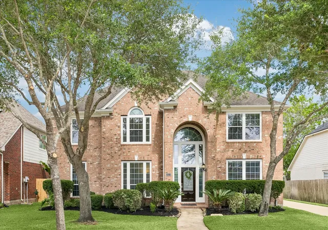 Photo 1 of Sale Pending at 2614 Cezanne Cir, Missouri City, TX 77459 | MLS# 30976730 | Listing updated on 2026-09-09