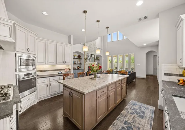 Photo 3 of Single family home for sale at 27818 Cold Spring Tr, Katy, TX 77494 | MLS# 61255239 | Listing updated on 2026-07-31
