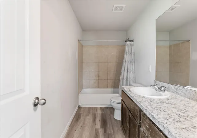 image of 1509 Avenue A, Bay City, TX 77414 | MLS# 49393325