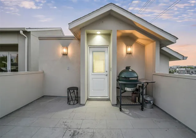 49th image of 1112 Autrey St #D, Houston, TX 77006 | MLS# 77923400