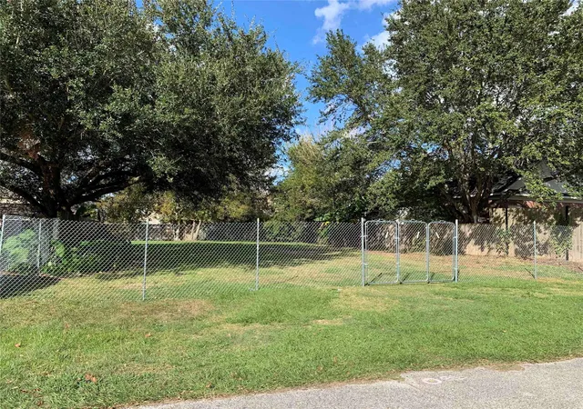 Photo 2 of Land for sale at 4122 Hartt St, Houston, TX 77025 | MLS# 57342259 | Listing updated on 2026-06-28