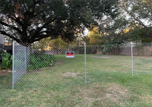 Photo 3 of Land for sale at 4122 Hartt St, Houston, TX 77025 | MLS# 57342259 | Listing updated on 2026-06-28