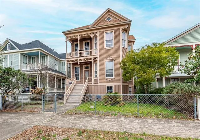 Photo 2 of Sale Pending at 1824 Ave K, Galveston, TX 77550 | MLS# 19533668 | Listing updated on 2026-08-09