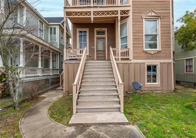 Photo 3 of Sale Pending at 1824 Ave K, Galveston, TX 77550 | MLS# 19533668 | Listing updated on 2026-08-09