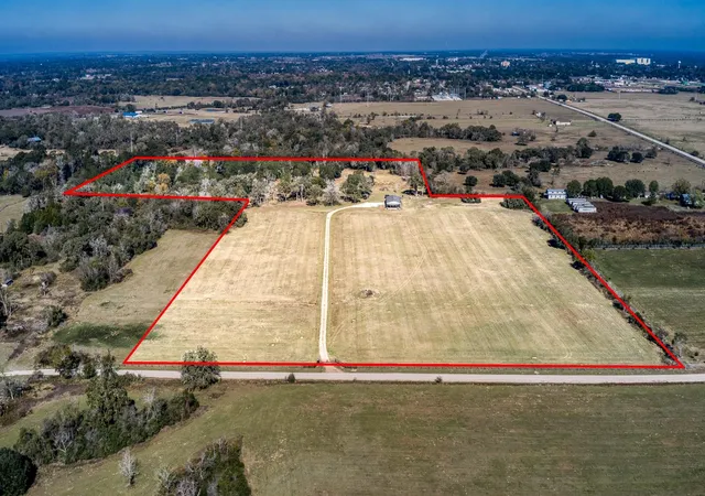 Photo 1 of Sale Pending at 40934 Thomas Ln, Hempstead, TX 77445 | MLS# 65716320 | Listing updated on 2026-09-14