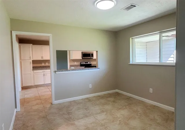 Photo 3 of Single family home for sale at 7110 Carver Ave, Texas City, TX 77591 | MLS# 36140288 | Listing updated on 2026-09-15