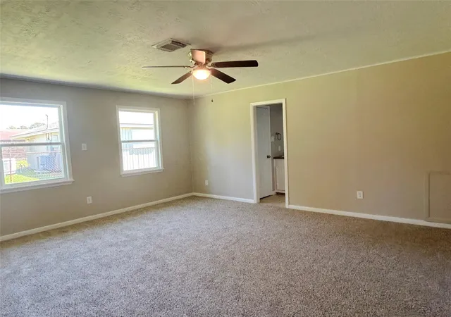 Photo 4 of Single family home for sale at 7110 Carver Ave, Texas City, TX 77591 | MLS# 36140288 | Listing updated on 2026-09-15