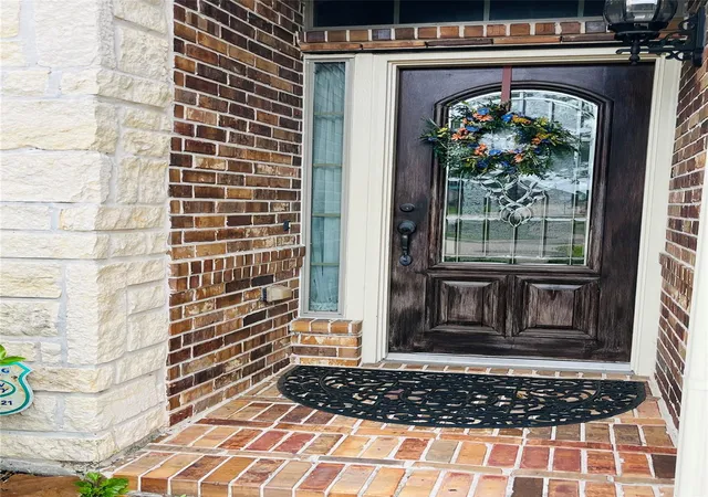 Homes for sale in Pearland, TX | 2106 Cambridge Bay Dr, Pearland, TX 77584 | MLS# 71136339