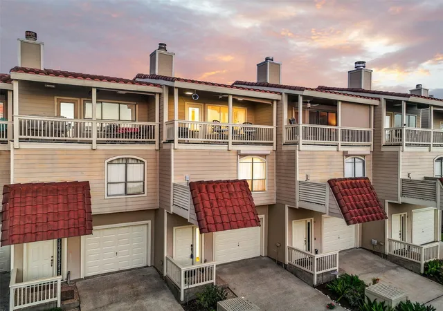 1st image of 30 Dana Dr, Galveston, TX 77554 | MLS# 79300743