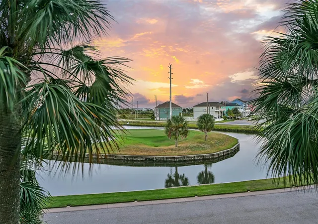 35th image of 30 Dana Dr, Galveston, TX 77554 | MLS# 79300743