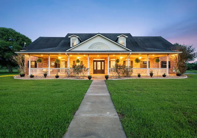 1st image of 19245 Fm 442 Rd, Boling, TX 77420 | MLS# 3473506