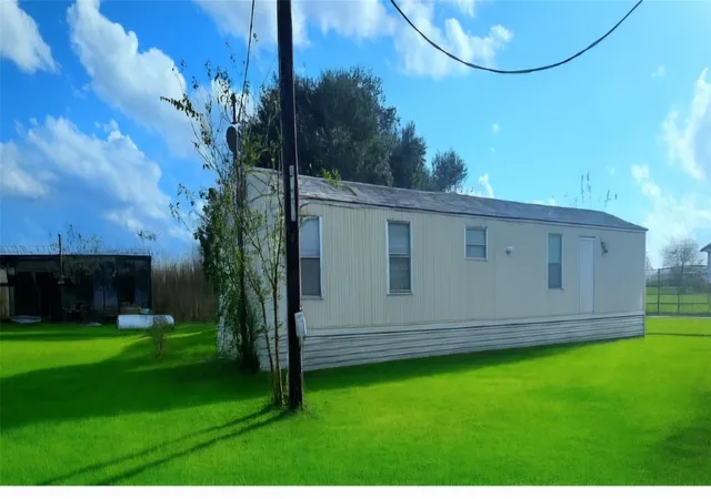 1st image of 12025 Mcfarlane Rd, Beasley, TX 77417 | MLS# 17976884