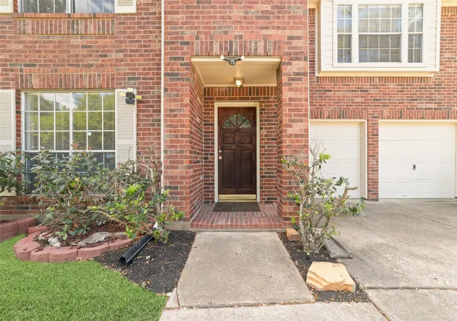 Photo 2 of Sale Pending at 14431 Parkesgate Dr, Houston, TX 77083 | MLS# 34620008 | Listing updated on 2026-09-07