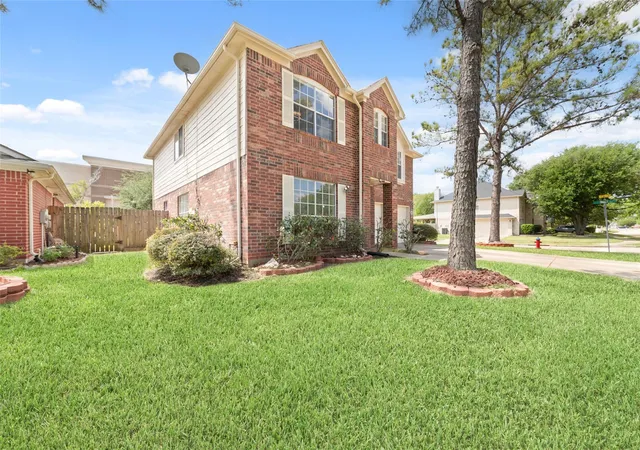 Photo 3 of Sale Pending at 14431 Parkesgate Dr, Houston, TX 77083 | MLS# 34620008 | Listing updated on 2026-09-07