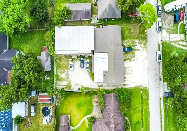 2nd image of 4407 Continential Dr, Houston, TX 77072 | MLS# 94106605