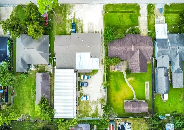 3rd image of 4407 Continential Dr, Houston, TX 77072 | MLS# 94106605