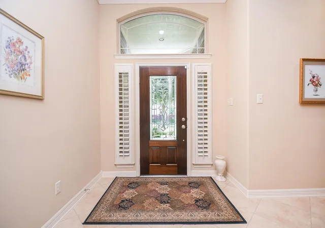 3rd image of 6915 Argonne Trl, Sugar Land, TX 77479 | MLS# 47037597