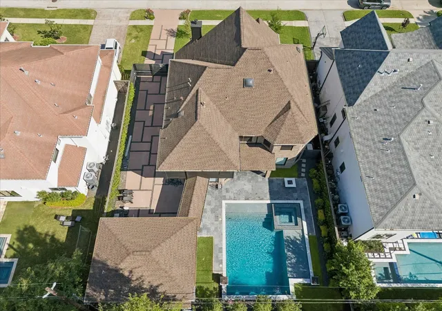 Photo 4 of Single family home for sale at 4521 Merrie Ln, Bellaire, TX 77401 | MLS# 56175286 | Listing updated on 2026-09-22