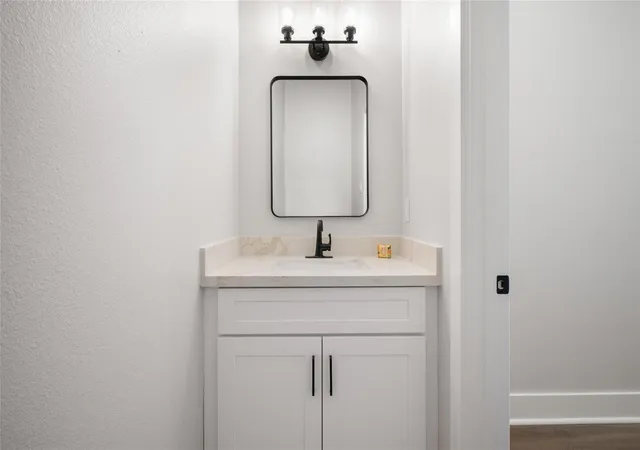 5th image of 921 East 38Th St, Houston, TX 77022 | MLS# 47109153