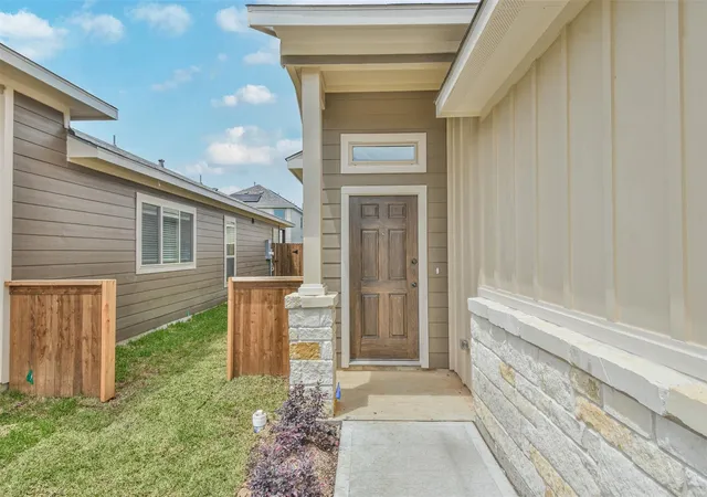 2nd image of 9788 9792 Grosbeak Ln, Magnolia, TX 77354 | MLS# 2393622