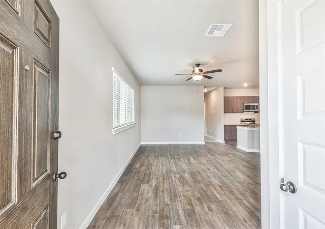 Listing Photo 3 - Condo for sale in building located at 9788-9792 Grosbeak Ln, Magnolia, TX 77354