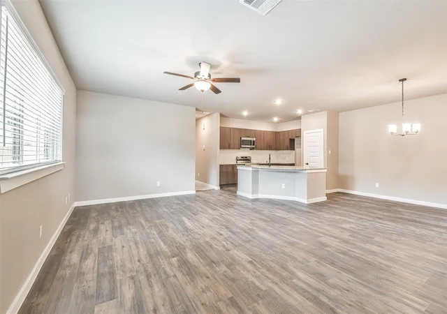 Listing Photo 4 - Condo for sale in building located at 9788-9792 Grosbeak Ln, Magnolia, TX 77354