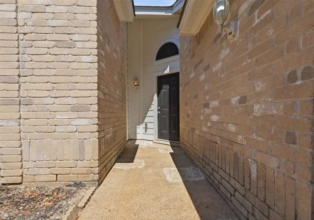 Photo 3 of Single family home for sale at 2323 Piddler Dr, Spring, TX 77373 | MLS# 49568995 | Listing updated on 2026-09-12