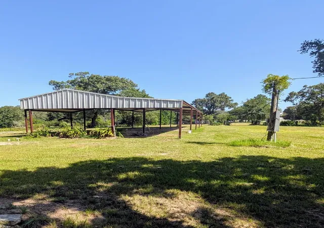 5th image of 15662 County Road 304, Navasota, TX 77868 | MLS# 15833483