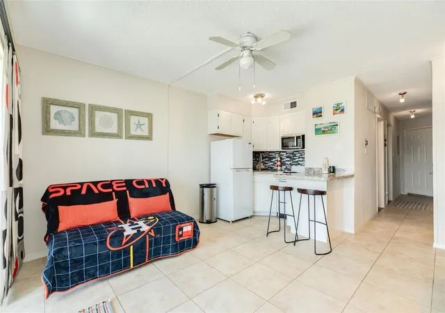 Photo 3 of Condo for sale at 6102 Seawall Blvd #278, Galveston, TX 77551 | MLS# 40736681 | Listing updated on 2026-09-22