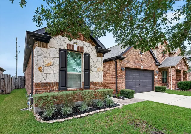 Photo 3 of Single family home for sale at 11023 Jacob Xing Dr, Richmond, TX 77406 | MLS# 11361070 | Listing updated on 2026-10-04