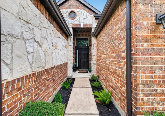 Photo 4 of Single family home for sale at 11023 Jacob Xing Dr, Richmond, TX 77406 | MLS# 11361070 | Listing updated on 2026-10-04